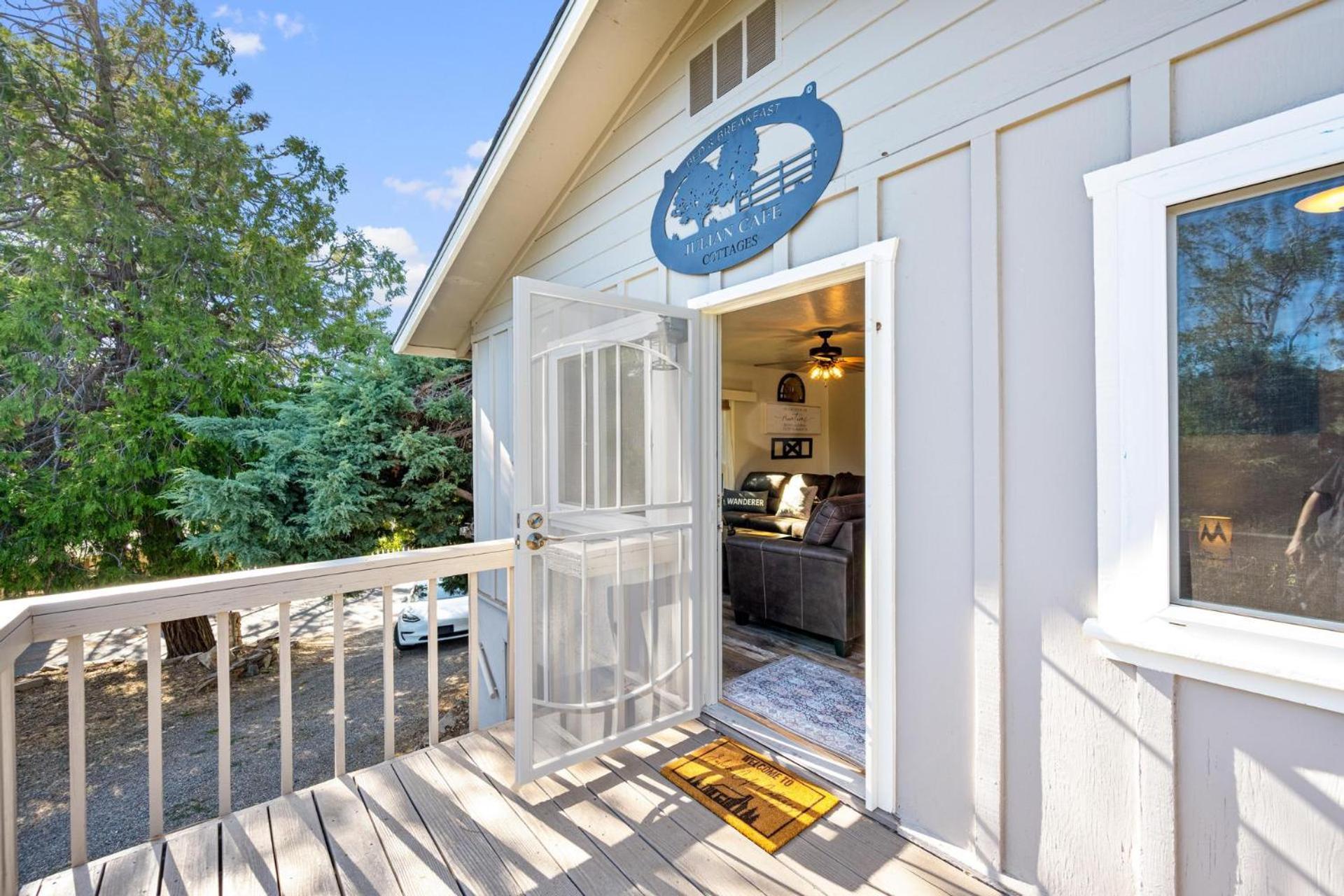 Julian Cafe Cottages With Breakfast At The Julian Cafe Exterior photo